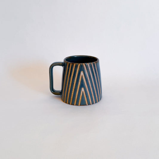 Triangle mug