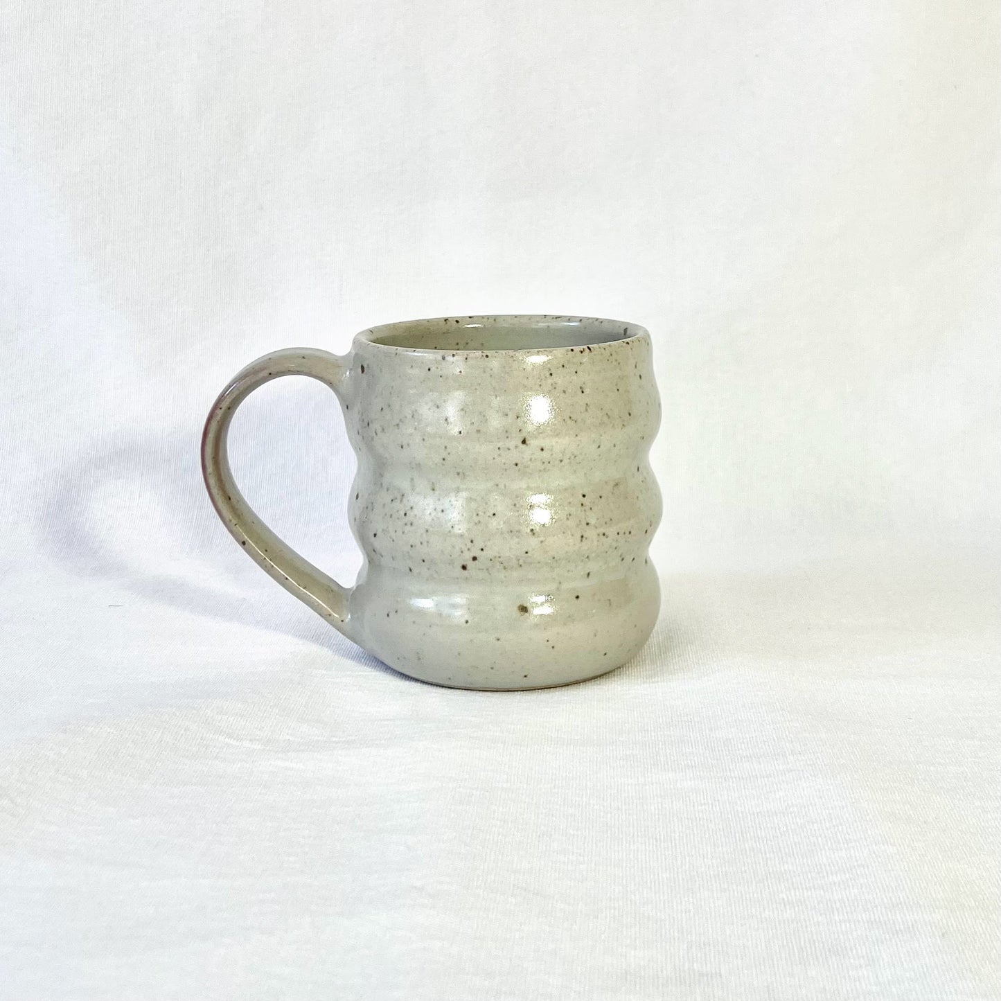Gray bubble mug