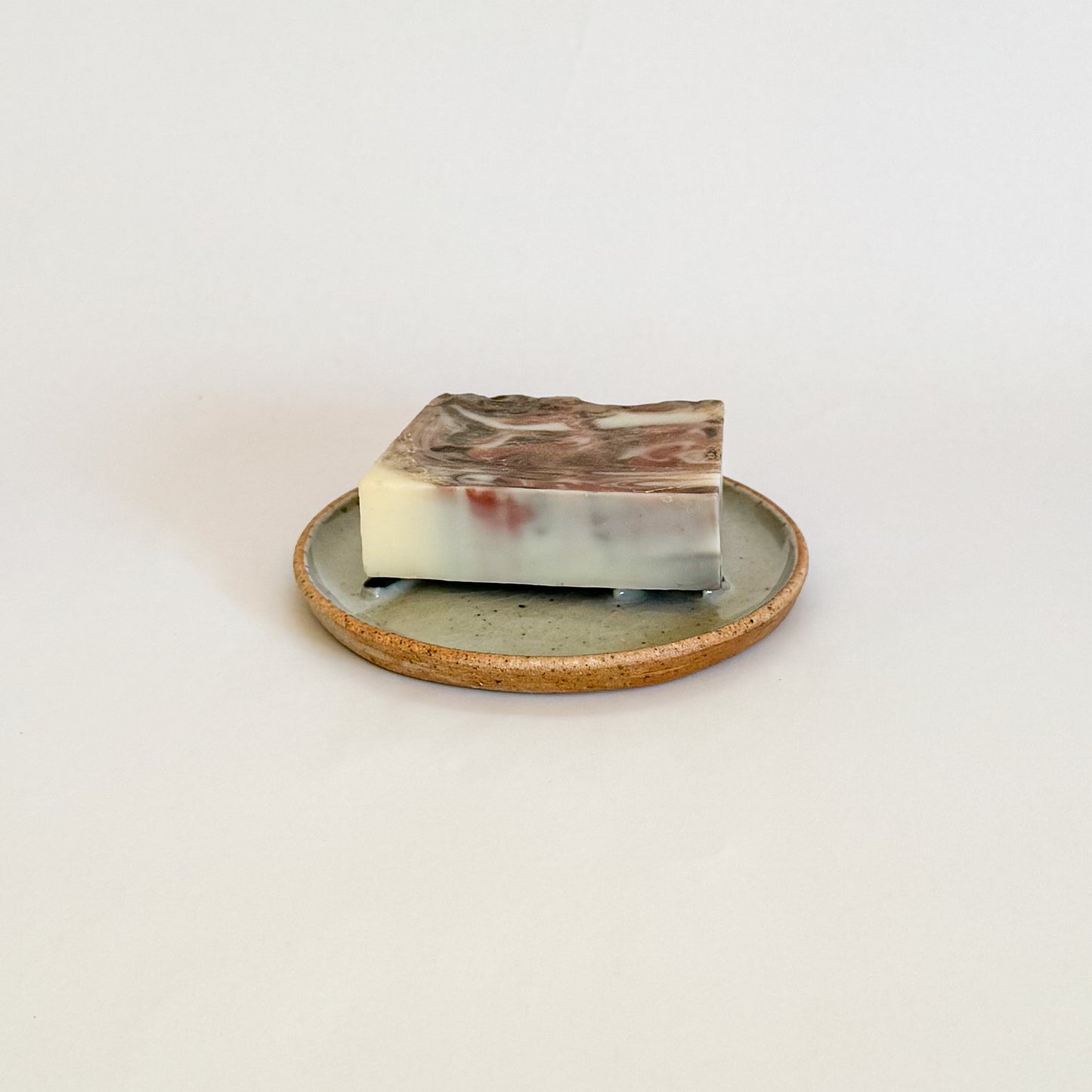 Mountain soap dish